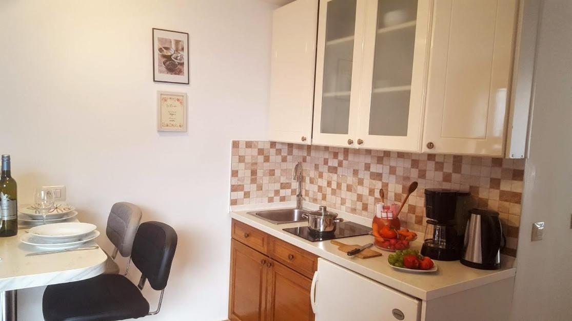 Appartamento Studio apartman Meli Porec Esterno foto